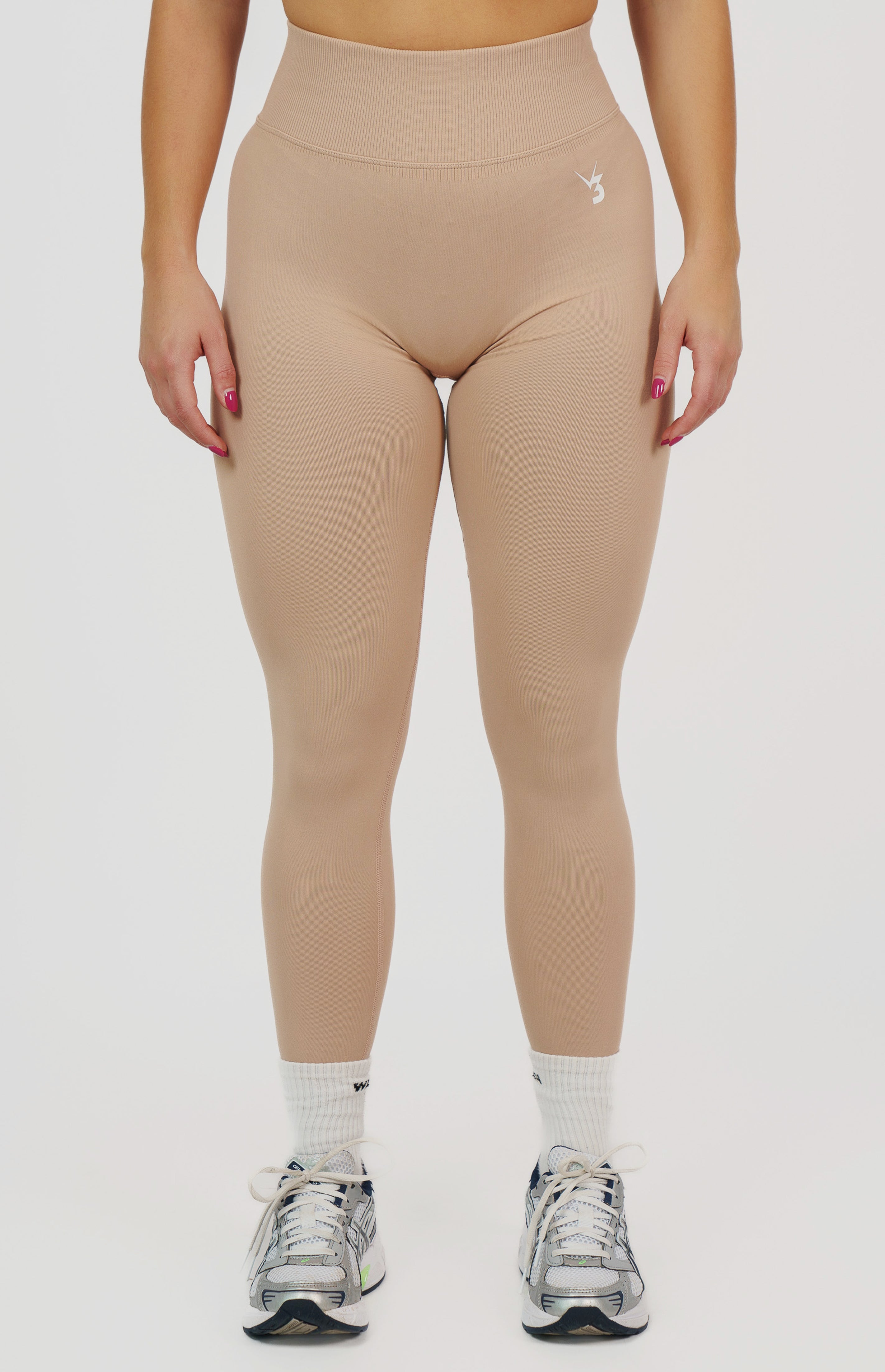 Form Seamless Scrunch Sports Bra, Leggings & Shorts Set - Dusty Pink