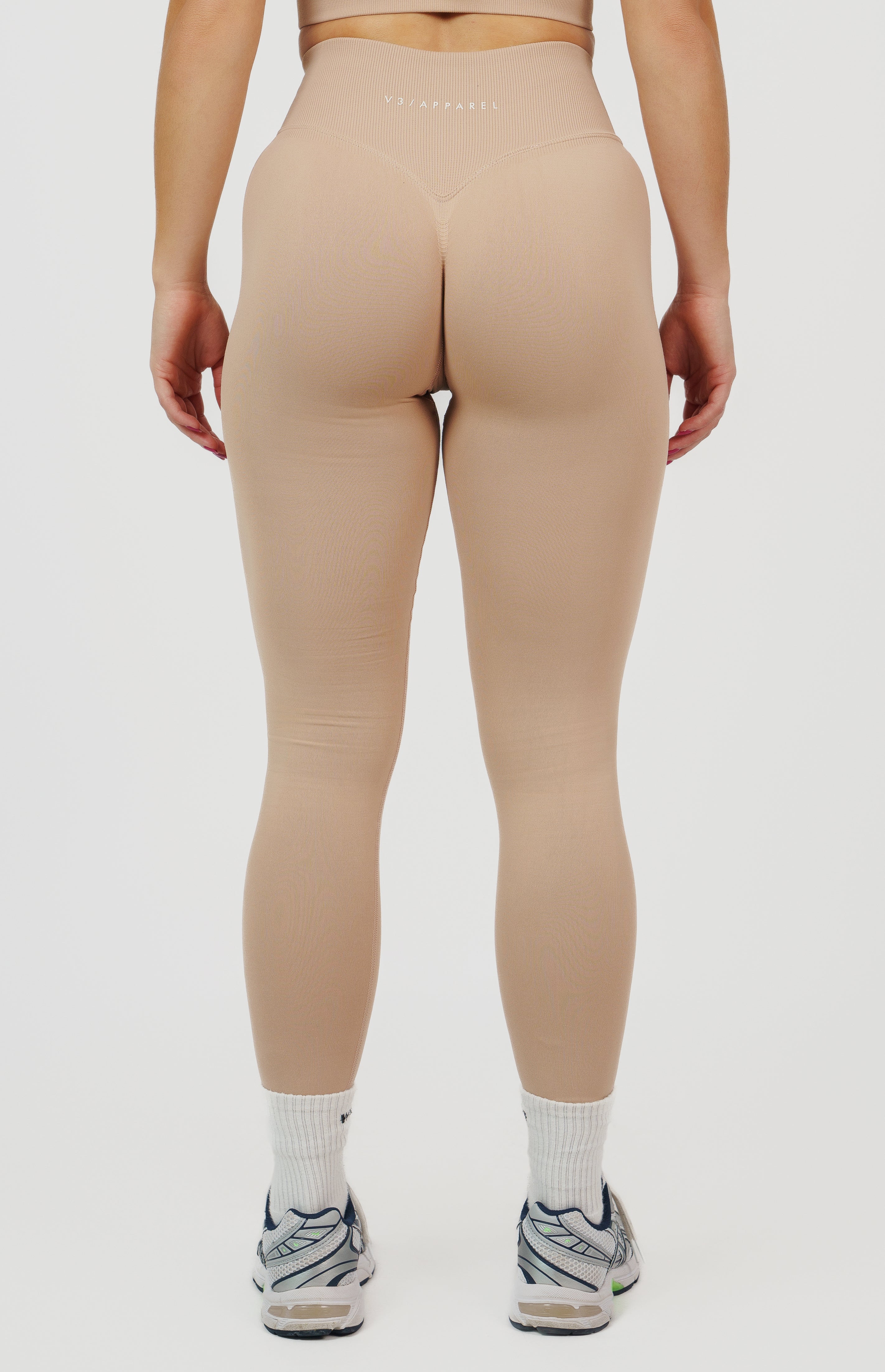 Form Seamless Scrunch Sports Bra, Leggings & Shorts Set - Dusty Pink
