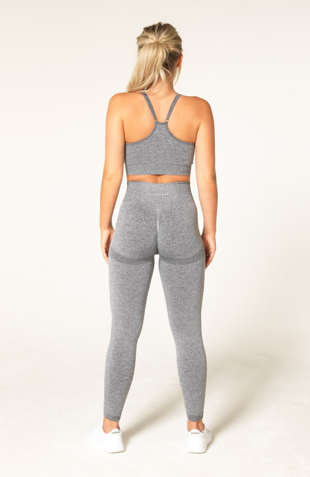 Define Seamless Scrunch Leggings & Sports Bra Set - Grey Marl