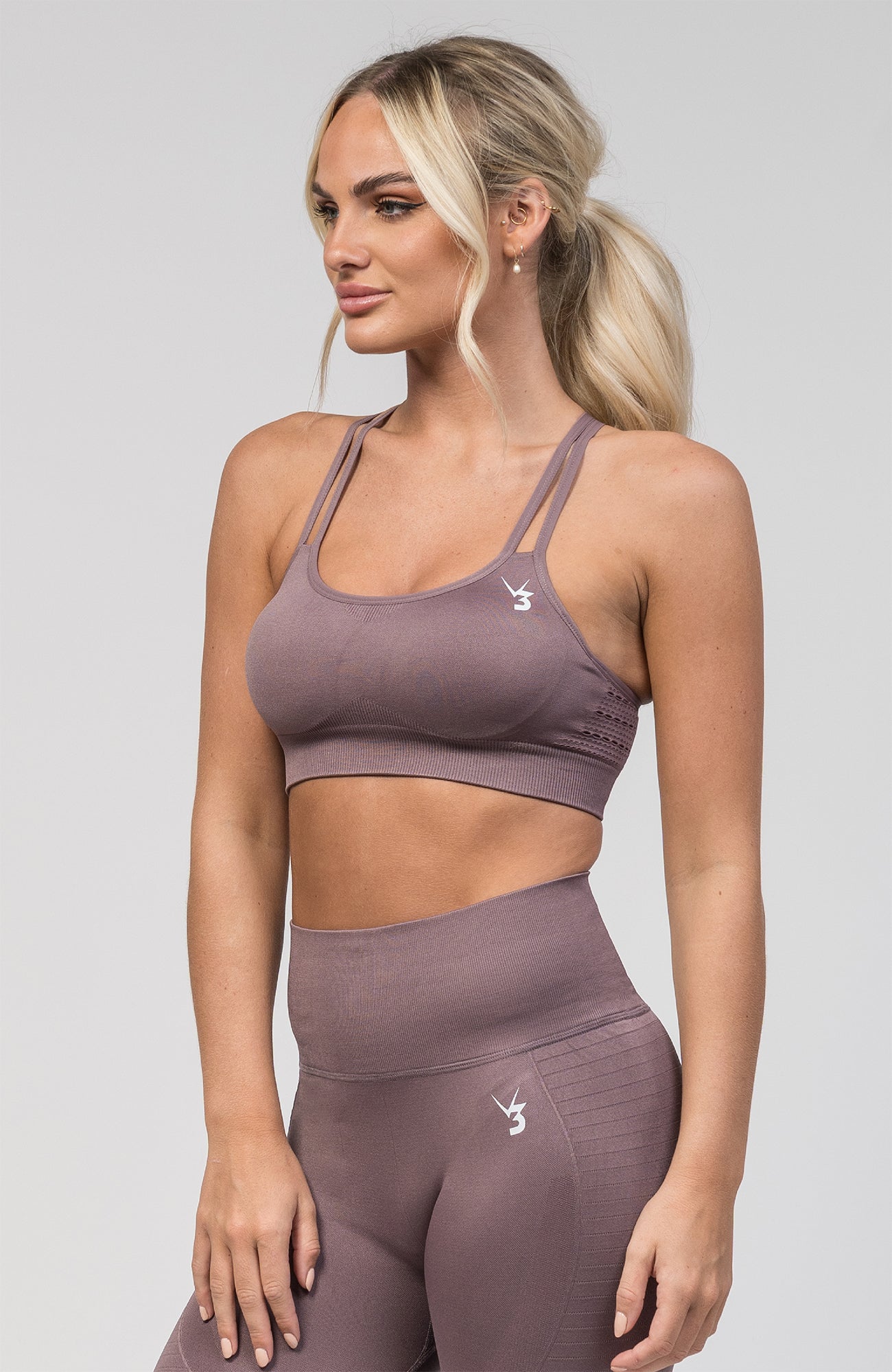 V3 Apparel Women's seamless Contour bum shaping high waisted leggings and training sports bra in mauve – Squat proof sports tights and training bra for Gym workouts training, Running, yoga, bodybuilding and bikini fitness.